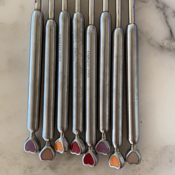 58 pieces - Williams Sonoma Rustic Heart dish set - Picture 7 of 8